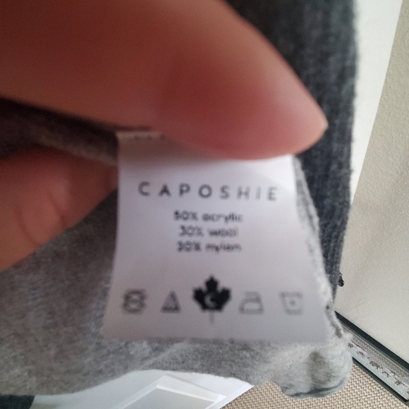 CAPOSHIE cardigan - Picture 4 of 4